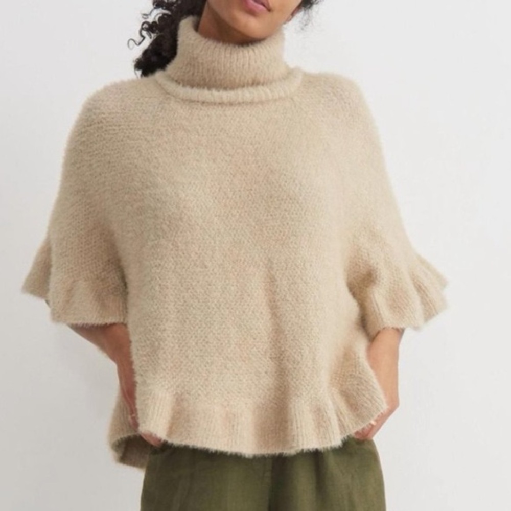 Anthropologie NWOT One Size Beige Fuzzy Ruffled Turtleneck Poncho